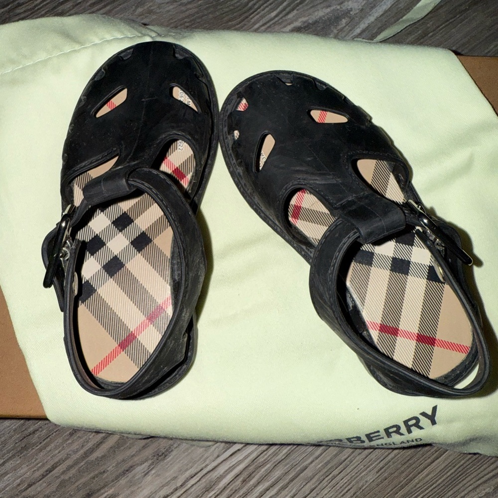 Burberry Kids Black and Tan Check Sandals - Picture 4 of 4